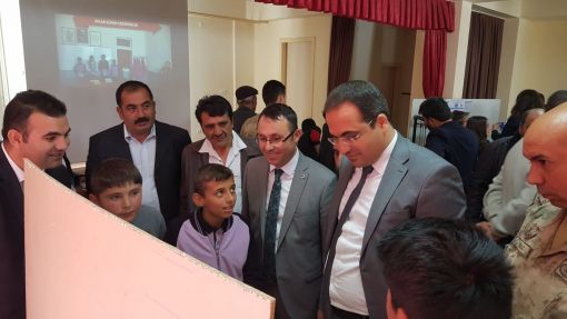 TÜBİTAK 4006 Bilim Fuarı açılışı